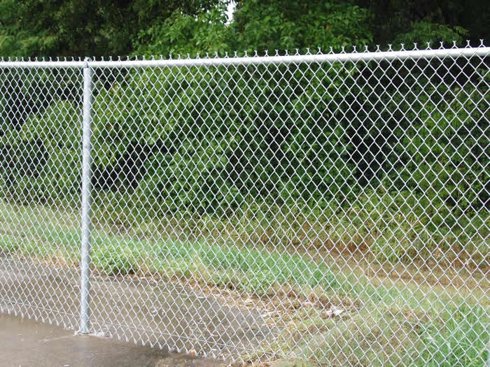 metal chain fence