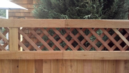 Lattice Fence Topper - Lakewood